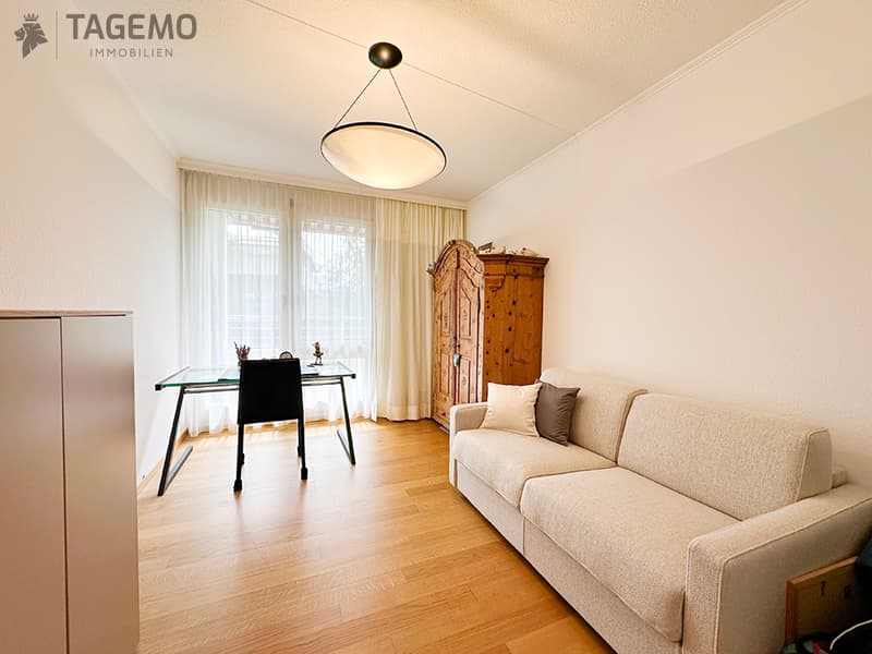 2 Gehminuten zum See. 100 m² Terrasse. Eine seltene Kombination. (12)
