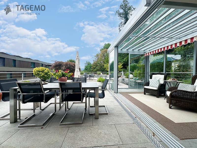 2 Gehminuten zum See. 100 m² Terrasse. Eine seltene Kombination. (4)