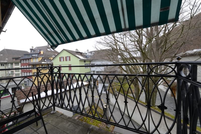 JETZT zu mieten: Altstadtwohnung mit Balkon (2)