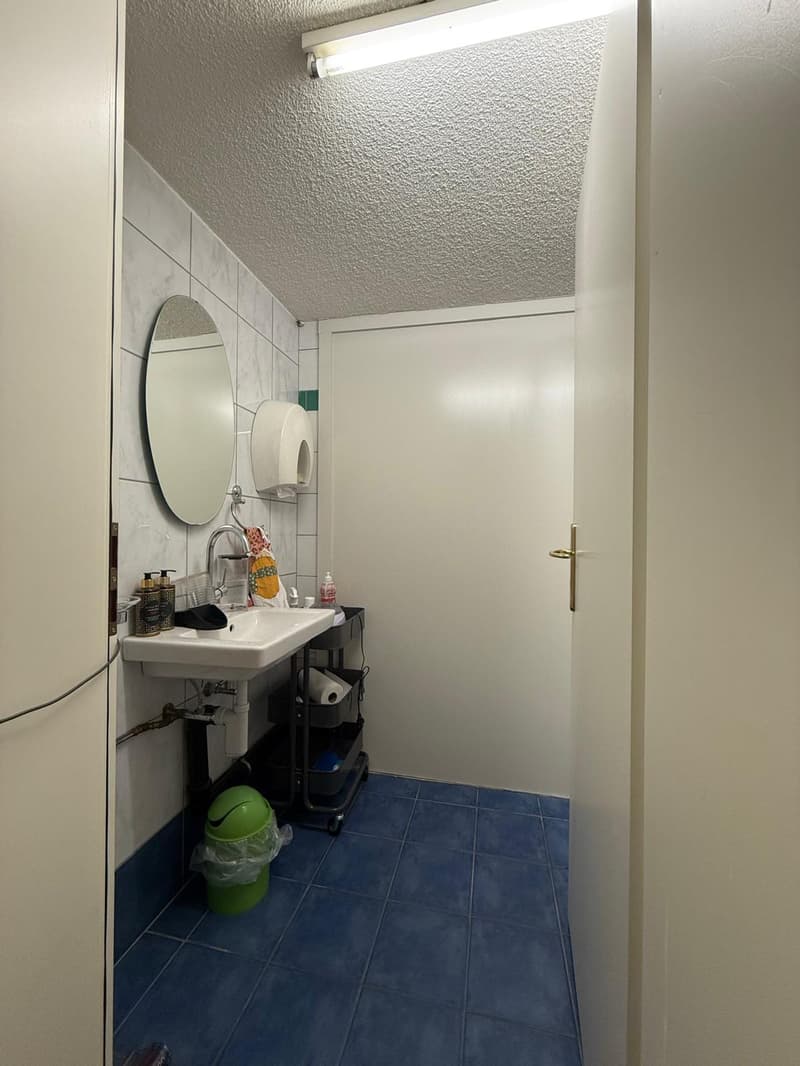 Büro-/Praxisraum im Herzen von Belp (4)