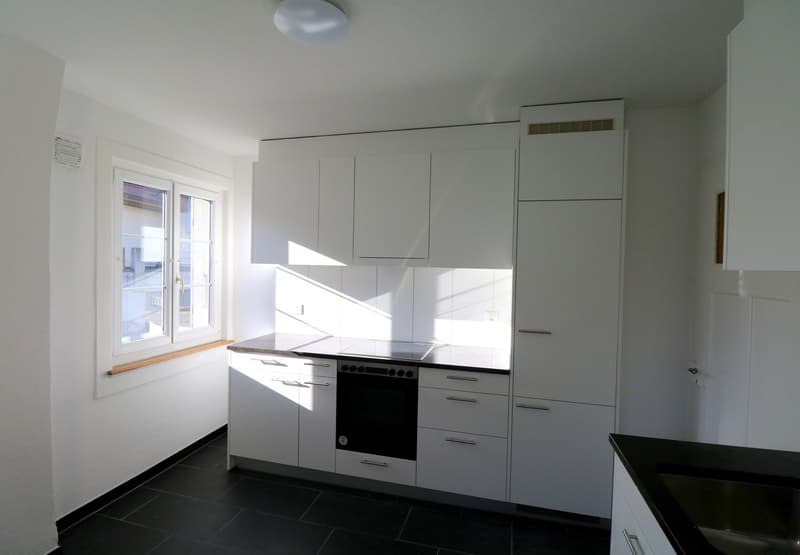 Schöne 4-Zimmerwohnung in Spiez (1)