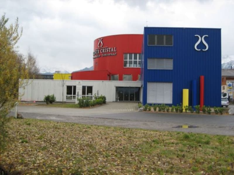 Grosszügiger Gewerberaum in der Industriezone Uetendorf (2)