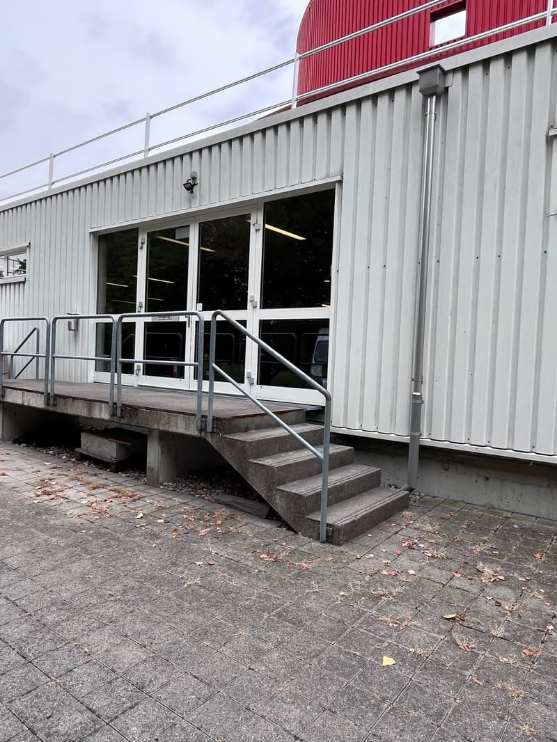 Grosszügiger Gewerberaum in der Industriezone Uetendorf (5)