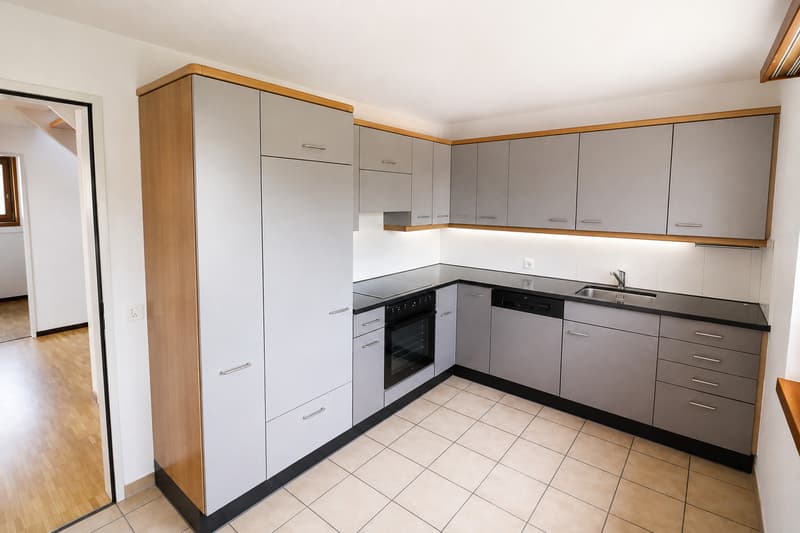 5,5 Zi. Duplex Wohnung im Dorfzentrum (5)