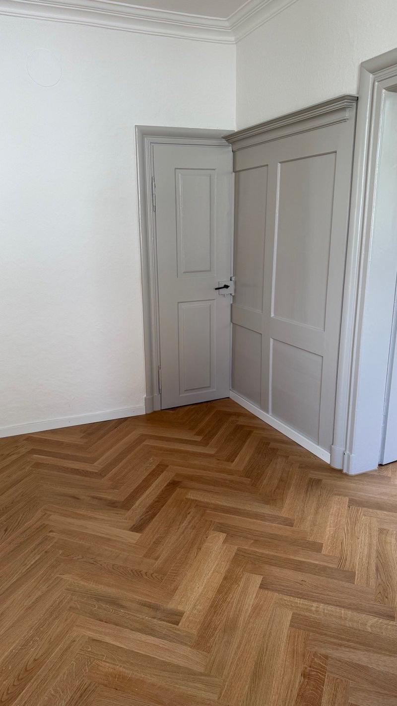 Historische 4-Zimmer-Wohnung mit Balkon in einem Barockhaus (8)
