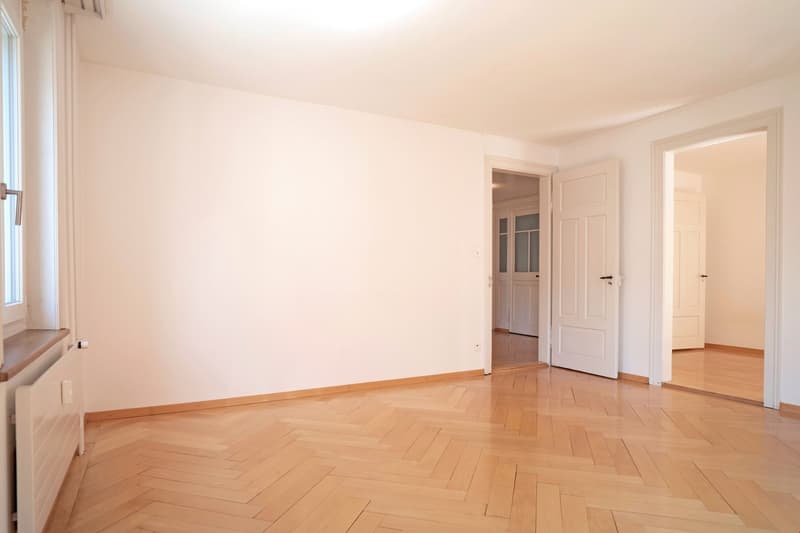 Geräumige, ruhige und renovierte Altbauwohnung mit Balkon (8)