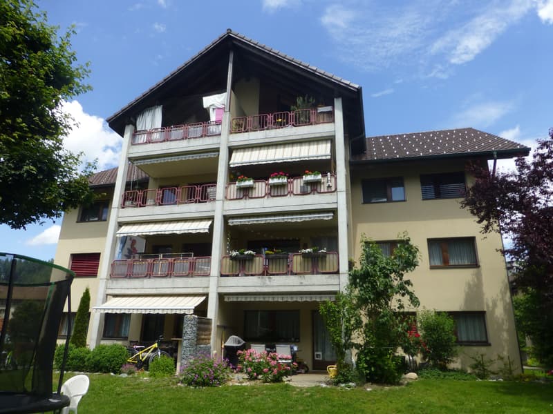 schöne 6.5-Zi. Wohnung im Dachgeschoss in Lützelflüh zu vermieten (1)