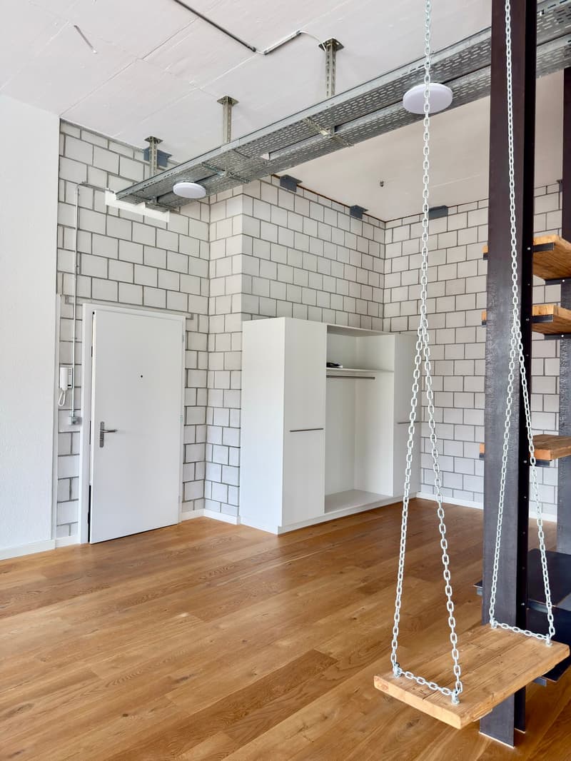 Einzigartige 2.5-Zimmer-Wohnung (99m2) im Herzen von Laupen (BE) (3)