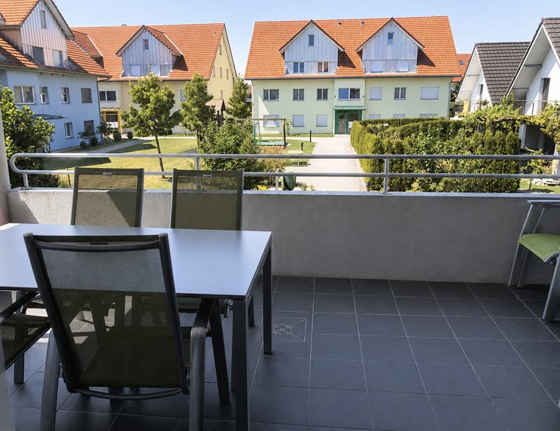 Schöne 4 1/2 Zimmer Wohnung zu vermieten (5)