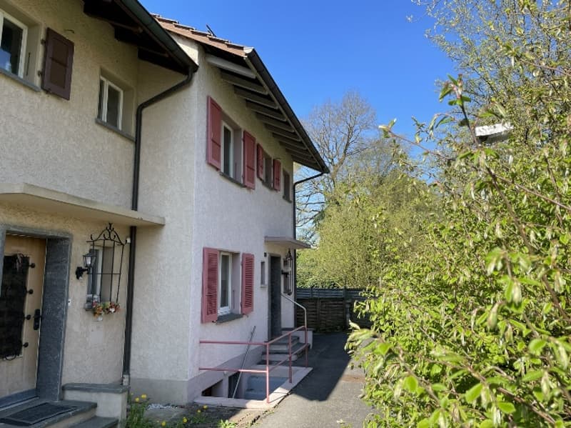 Kompaktes Einfamilienhaus mit kleinem, sichtgeschützem Garten für viel Privatsphäre (7)