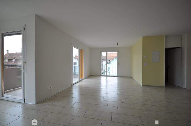 Helle 4.5-Zimmerwohnung mit Balkon in der Nähe des Stadtzentrums (5)
