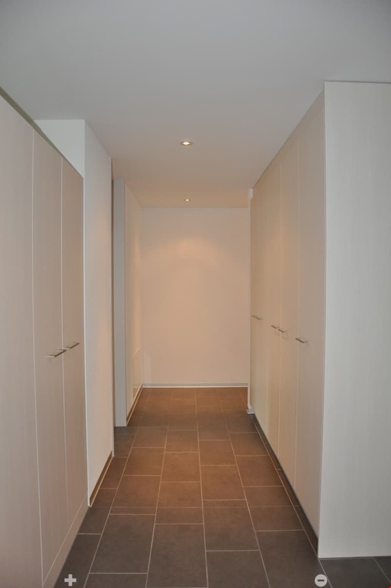Helle 4.5 Zimmerwohnung mit 2 Balkonen (5)