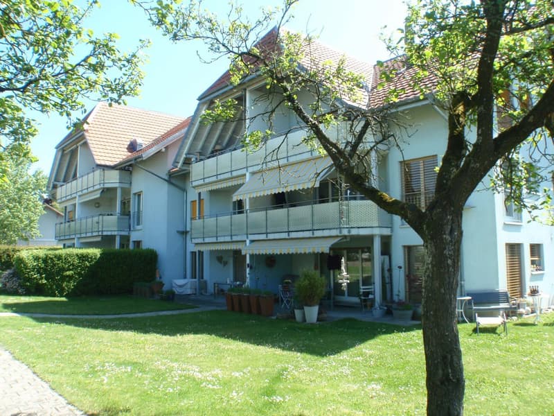 Charmante 3.5-Zimmer-Wohnung in Ins mit Balkon (1)