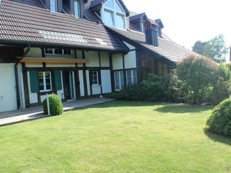 Charmante 4.5-Zimmer-Maisonettewohnung in Müntschemier (3)
