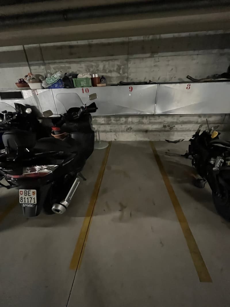 Motorradplätze zu vermieten an der Mattenstrasse in Thun. (4)