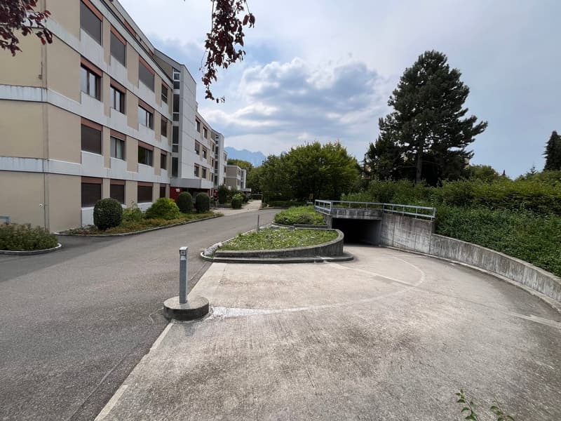Motorradplätze zu vermieten an der Mattenstrasse in Thun. (2)