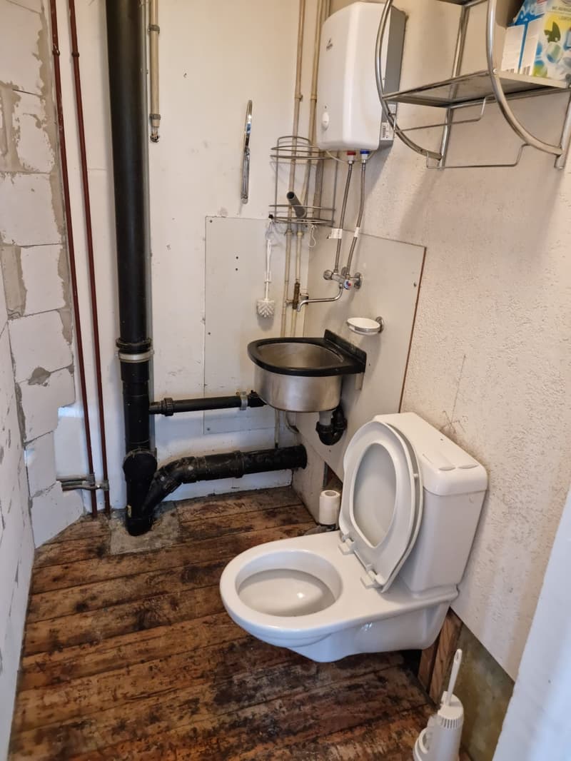 Heller, beheizter Raum mit Charme und eigenem WC (4)