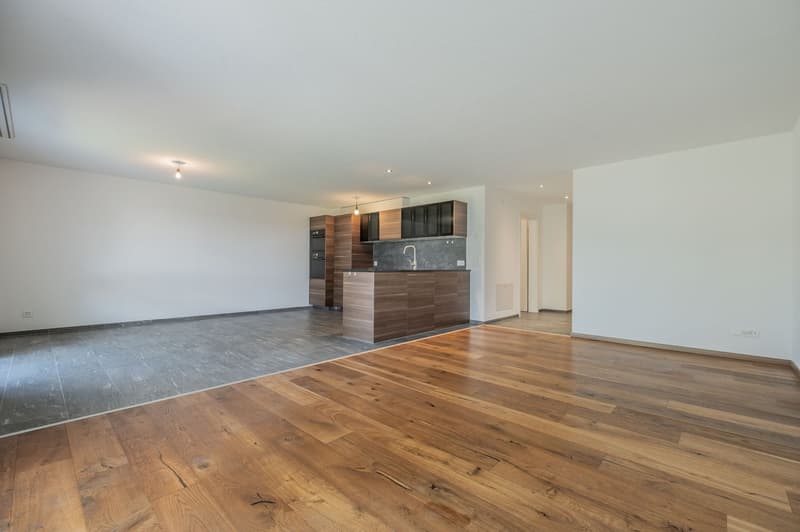 Charmante 2.5-Zimmer-Wohnung mit Balkon in Schalunen (6)