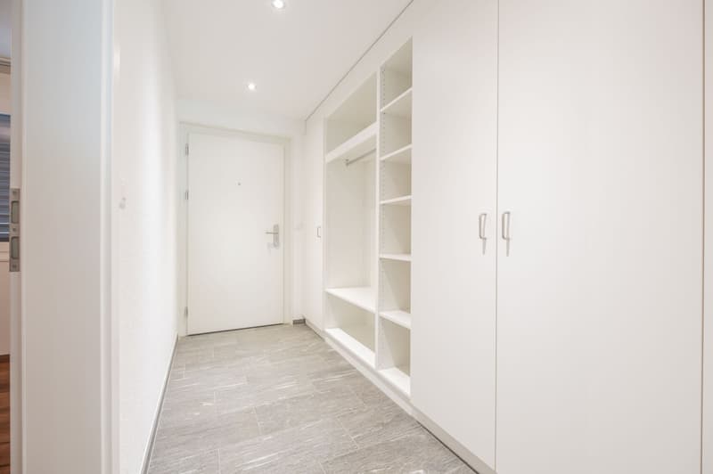 Charmante 2.5-Zimmer-Wohnung mit Balkon in Schalunen (9)