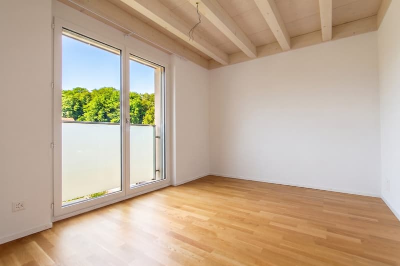 3.5-Zimmer mit grosser Terrasse und Ausblick ins Grüne (13)