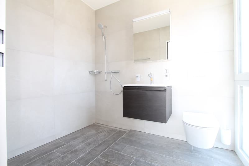 Moderne 3.5-Zimmer-Wohnung mit Balkon  in Biberist (4)