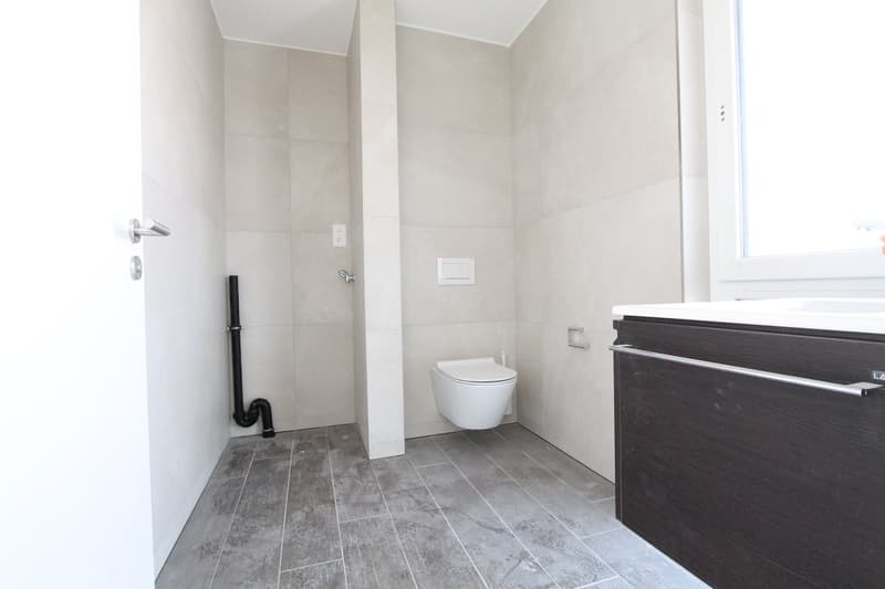 Moderne 3.5-Zimmer-Wohnung mit Balkon  in Biberist (3)