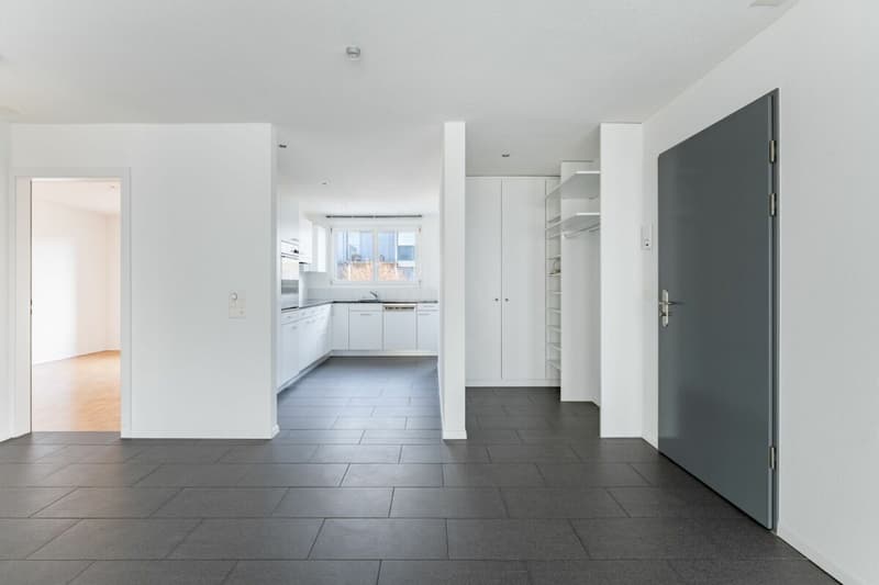 Zimmer, Küche, Eingang