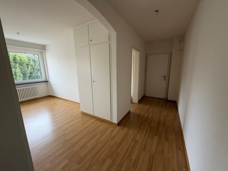 3.5-Zimmerwohnung mit grossem Balkon (7)
