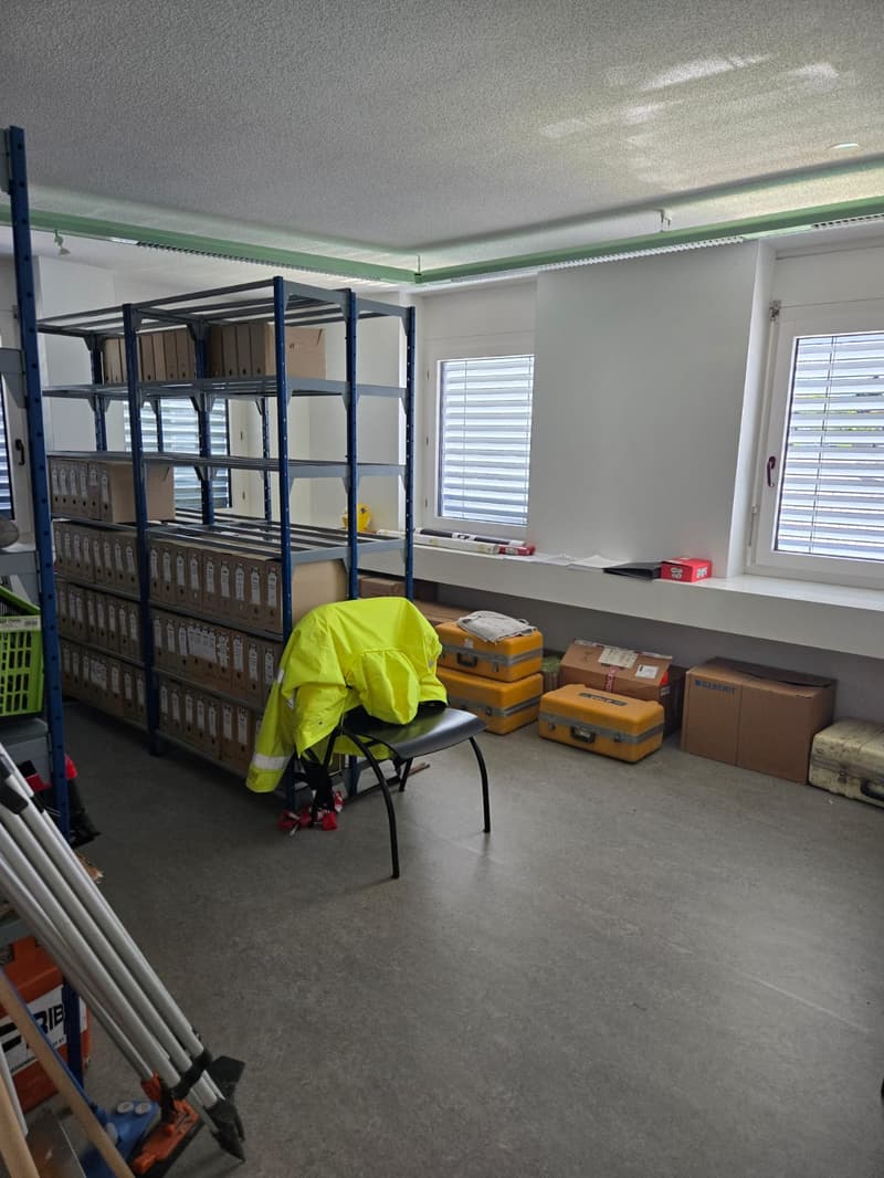 Bürofläche zur Miete in Tafers (6)