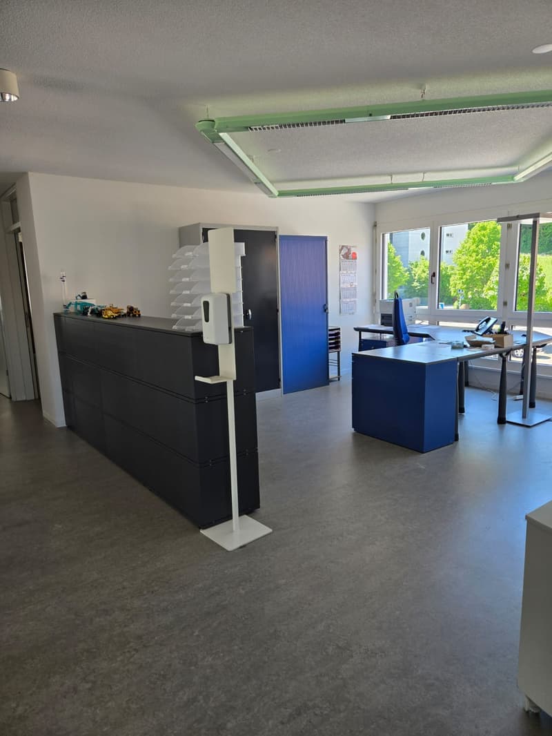 Bürofläche zur Miete in Tafers (9)