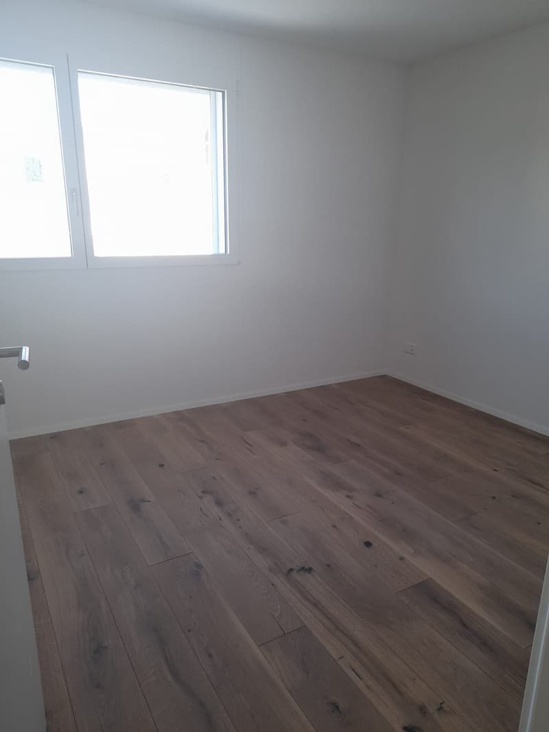 Attraktive, neuwertige 3.5 Zimmerwohnung in Schmitten (6)