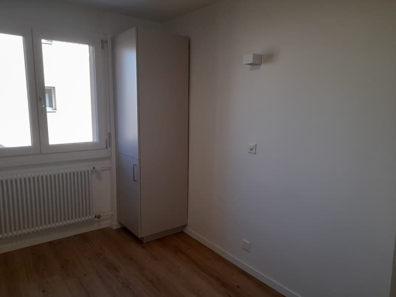 Moderne 3-Zimmer-Wohnung mit Balkon in Wünnewil (4)