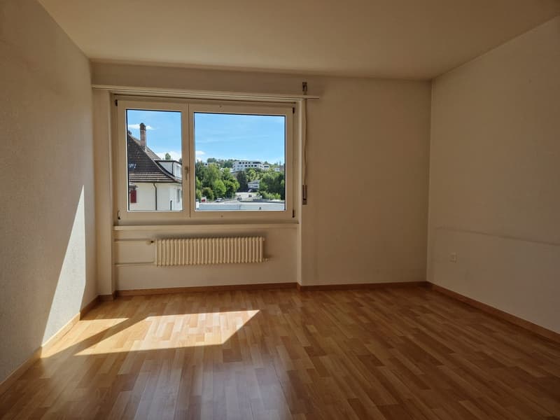 Zentral gelegene 4.5 Zimmer-Familienwohnung (17)