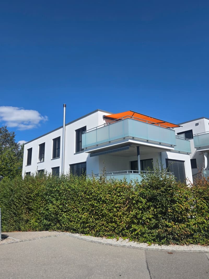 Moderne 3.5-Zimmerwohnung mit grossem Balkon (1)
