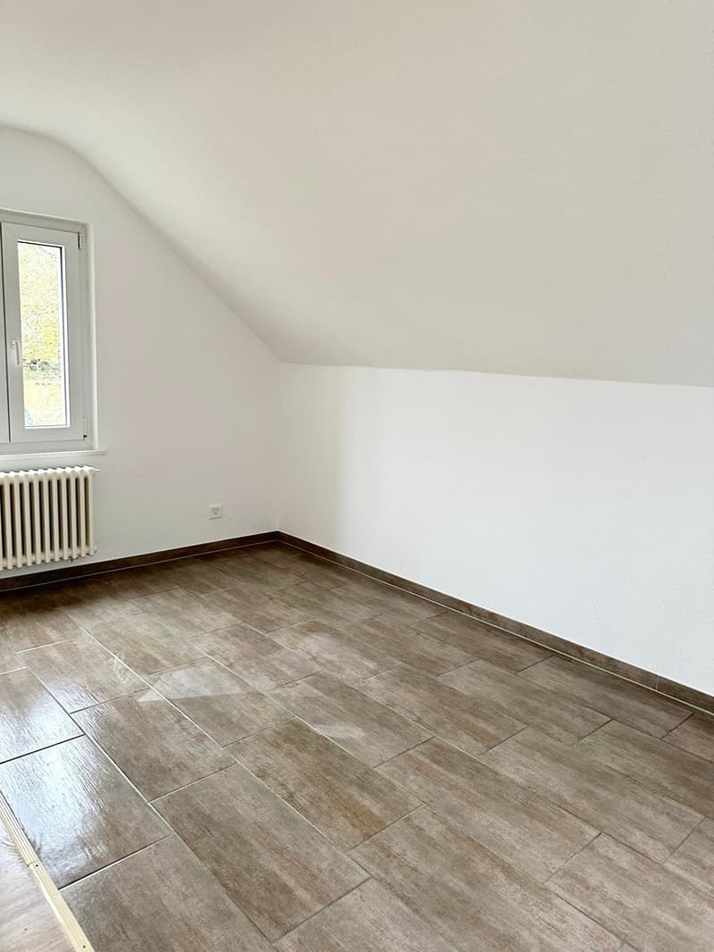 Helle, sanierte 3.5-Zimmerwohnung an zentraler Lage zu vermieten (8)