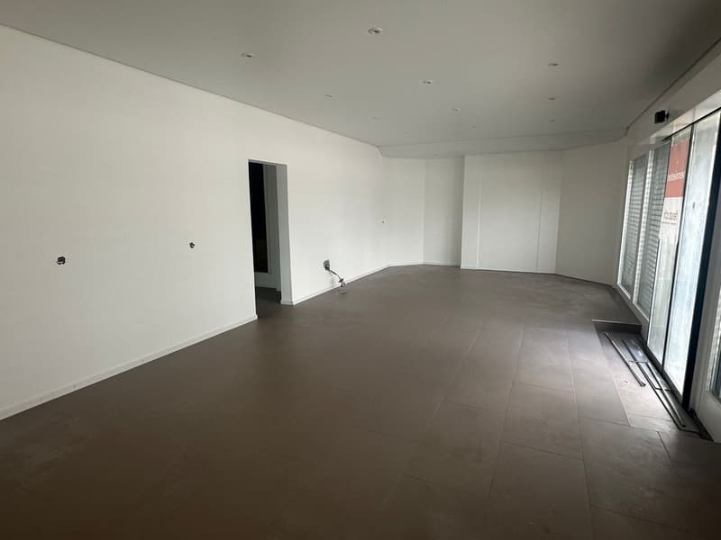 Moderne Geschäftsräume an der Langenthalstrasse 1 in Aarwangen (4)