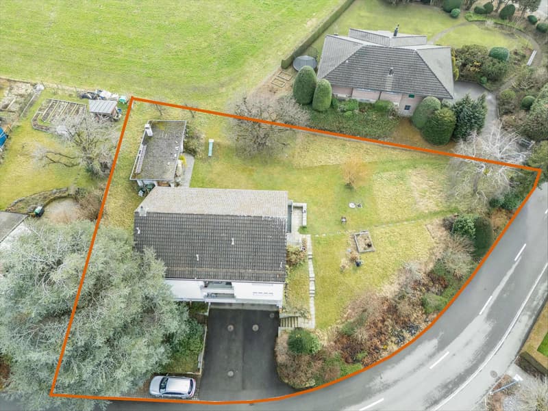 Baulandgrundstück mit über 1'600 m² in beliebter Vorstadtgemeinde
