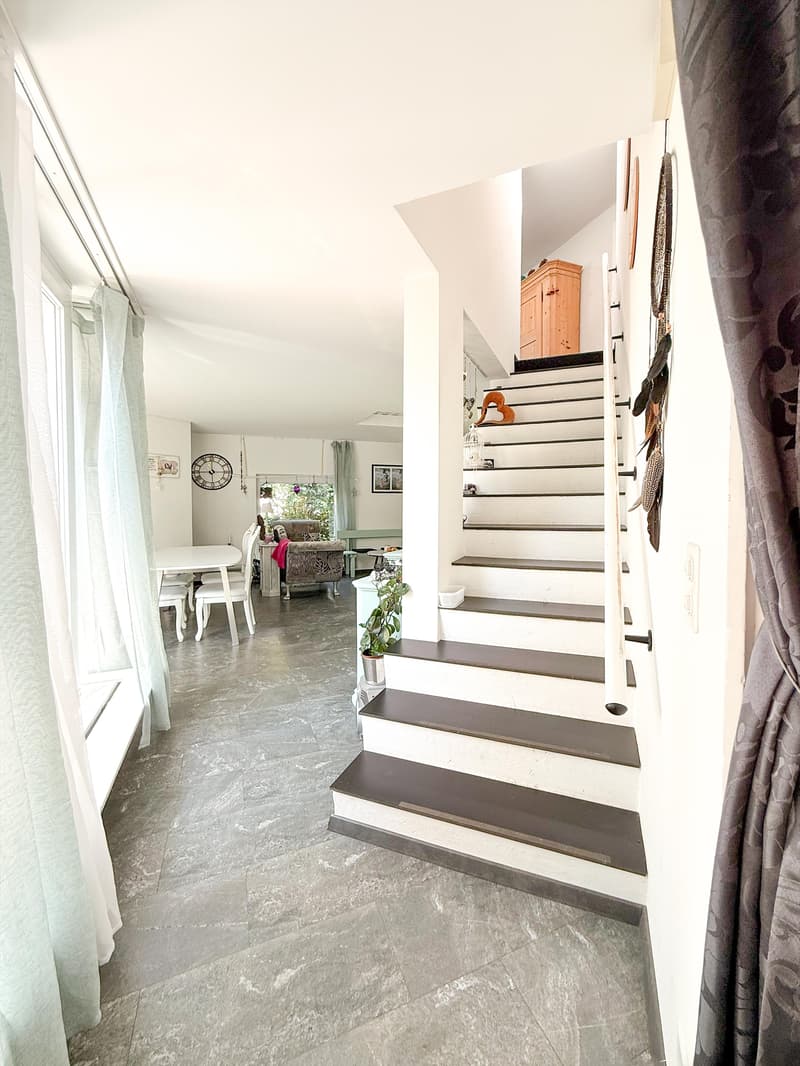 Eingangsbereich / Treppe
