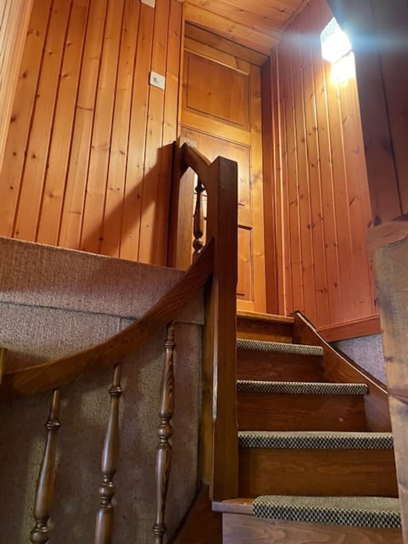 Maison de caractère au coeur du village avec vue dégagée - bon potentiel, *SMJ Habitat* (9)