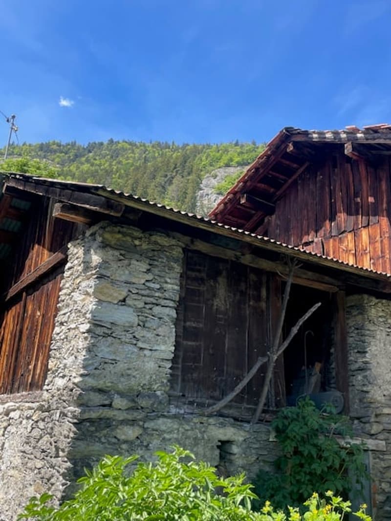 Maison de village à rénover avec deux granges, *SMJ Habitat* (11)