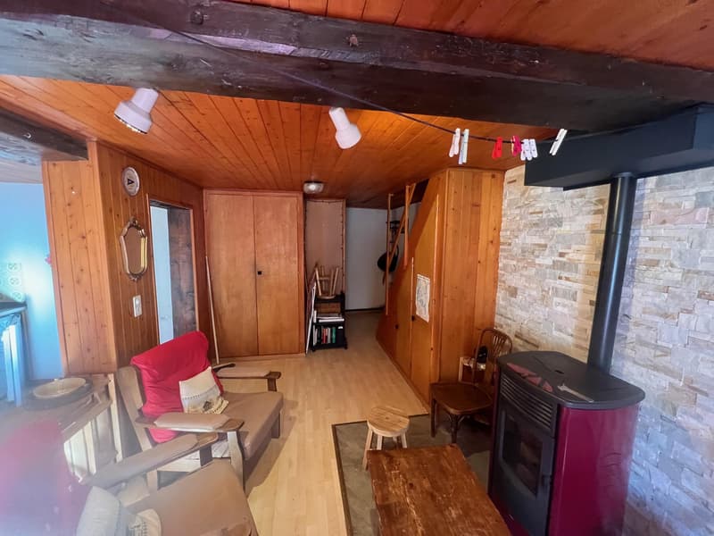 Occasion à saisir a vendre à la Tzoumaz chalet mitoyen de 4 pièces dans quartier calme (4)