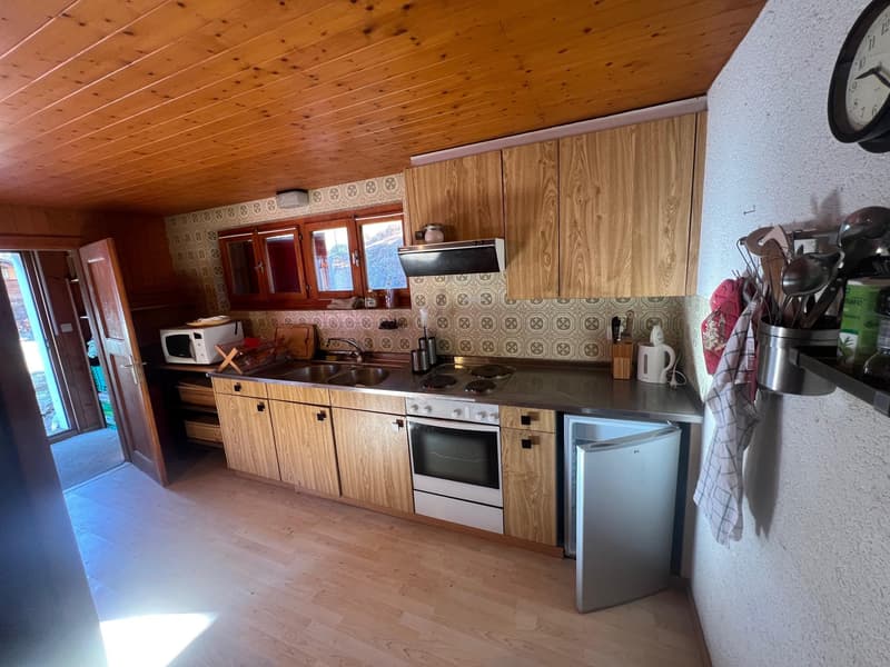 Occasion à saisir a vendre à la Tzoumaz chalet mitoyen de 4 pièces dans quartier calme (6)