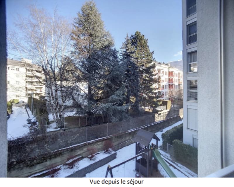 A vendre charmant 2.5 pièce au centre ville de Sion avec garage (6)
