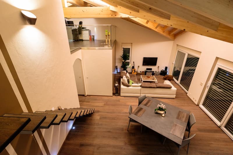 Magnifique attique duplex meublé de standing - 4,5 pièces à Champlan (3)