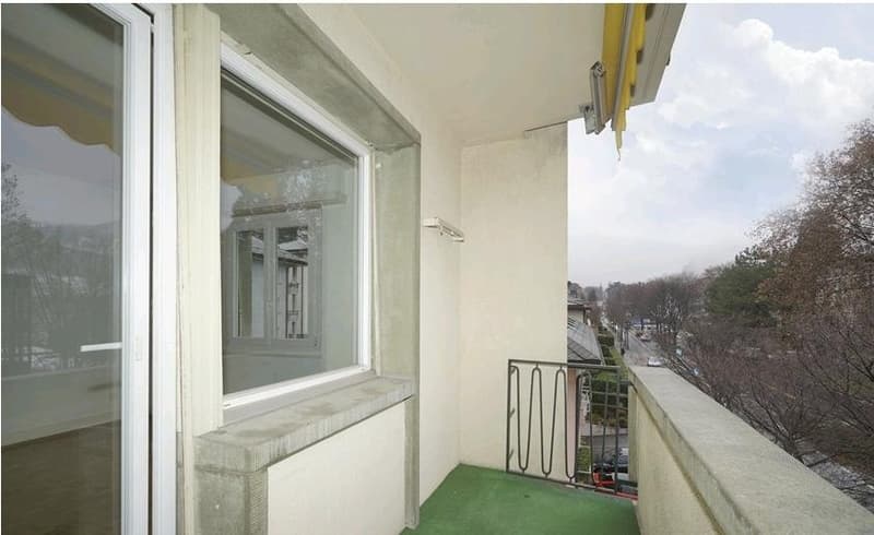 Appartement 4 pièces à louer à la rue du Petit-Chasseur à Sion au dernier étage d'un petit immeuble avec balcon (8)