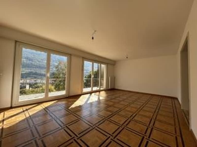 A louer splendide 4.5 pièces dans le quartier résidentiel de Gravelone à Sion (6)