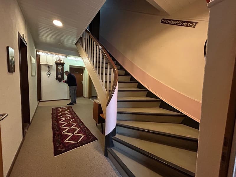 Hôtel historique au cœur de Moutier à vendre (9)