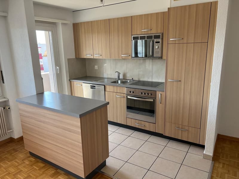 Appartement lumineux de 4.5 pièces avec vue à La Neuveville (2)