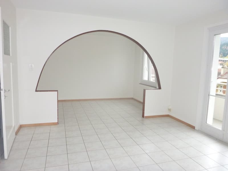 Appartement lumineux de 3.5 pièces avec balcon (2)