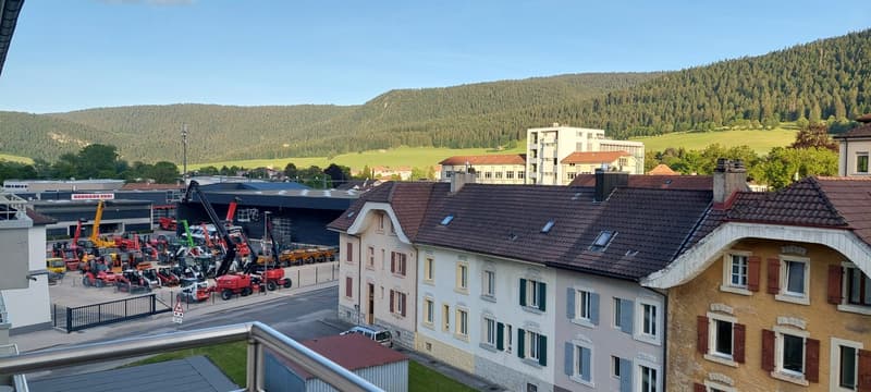 Appartement lumineux de 3 pièces avec balcon à Fleurier (7)